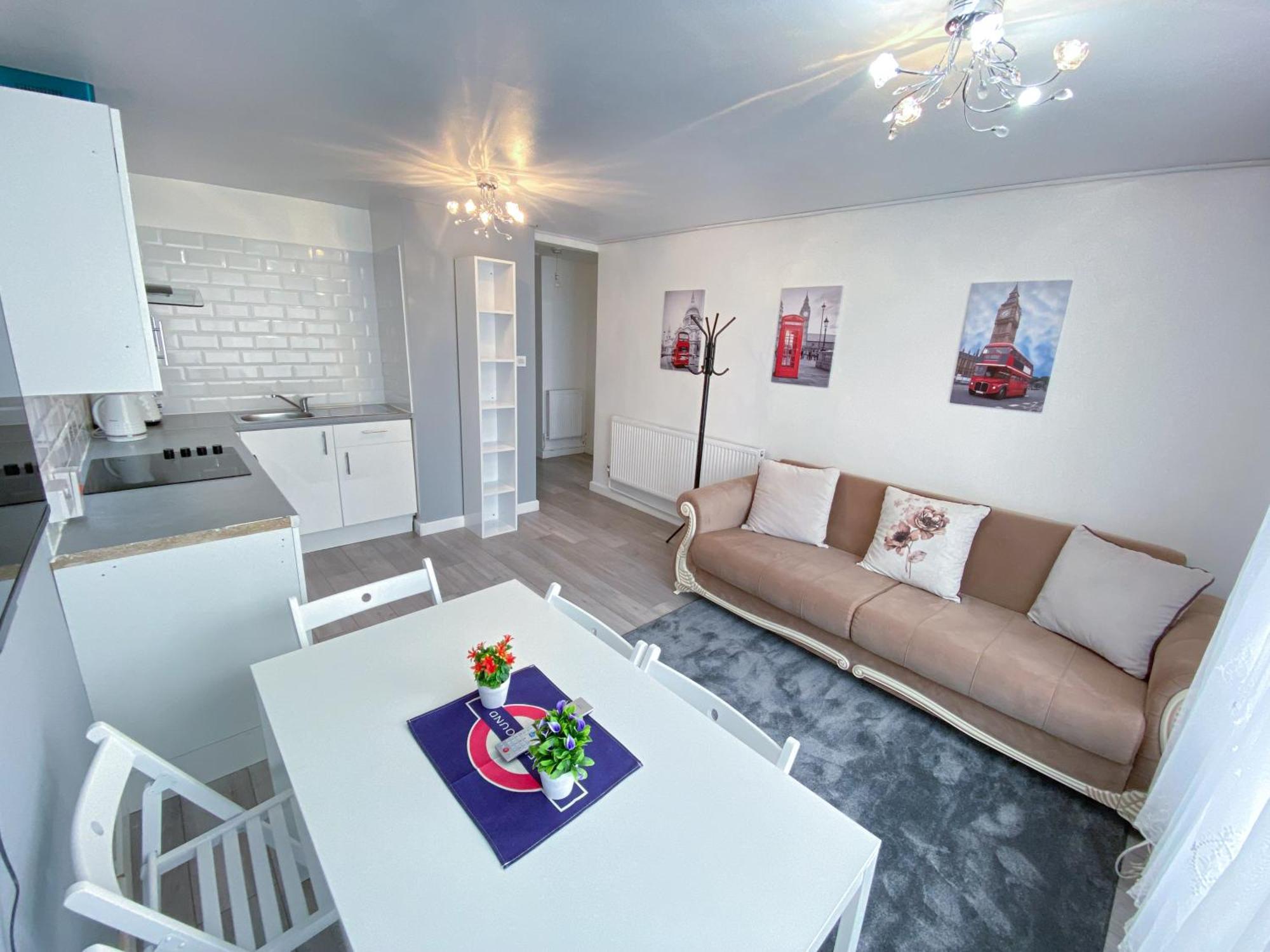 2 Bedroom Flat, Dalston Junction, London Eksteriør billede